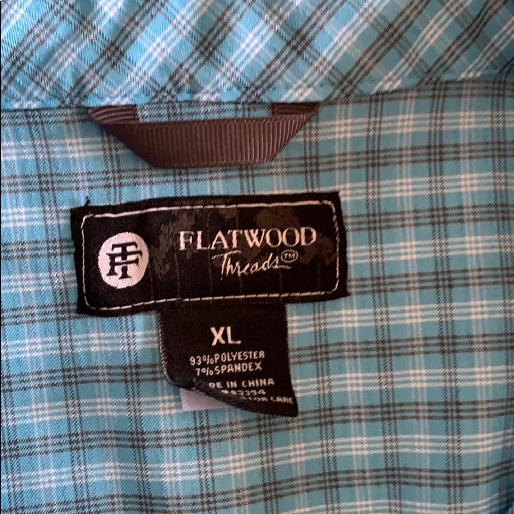 Men’s button down - Picture 2 of 2